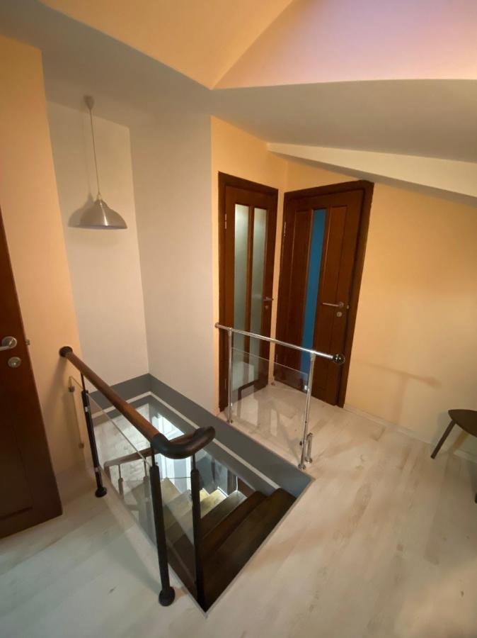 Apt In The Center Of The Town Near The Opera House Apartamento Lviv Exterior foto