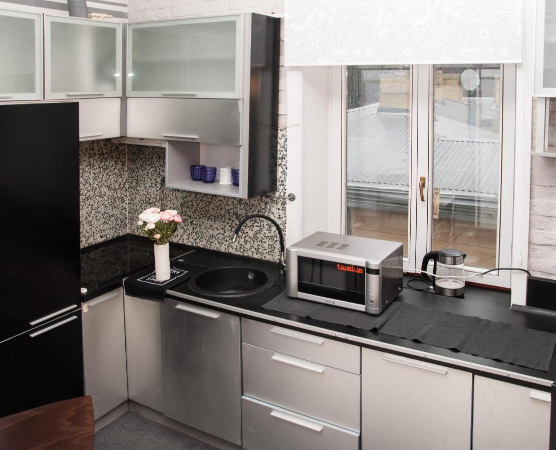 Apt In The Center Of The Town Near The Opera House Apartamento Lviv Exterior foto