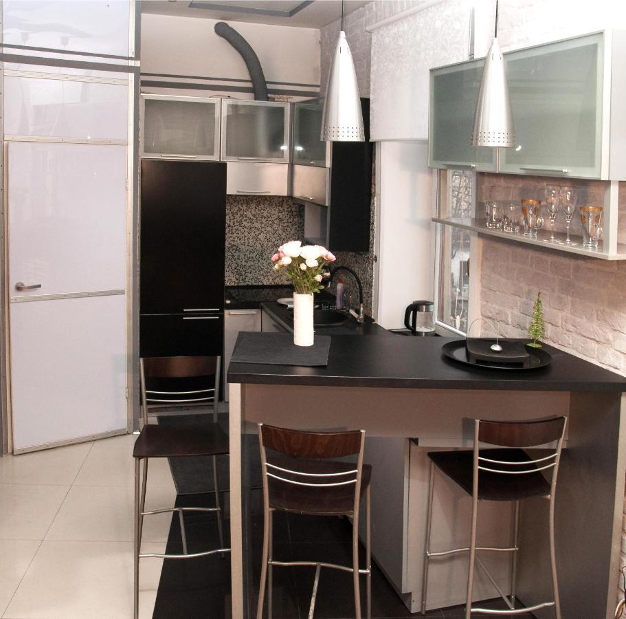 Apt In The Center Of The Town Near The Opera House Apartamento Lviv Exterior foto
